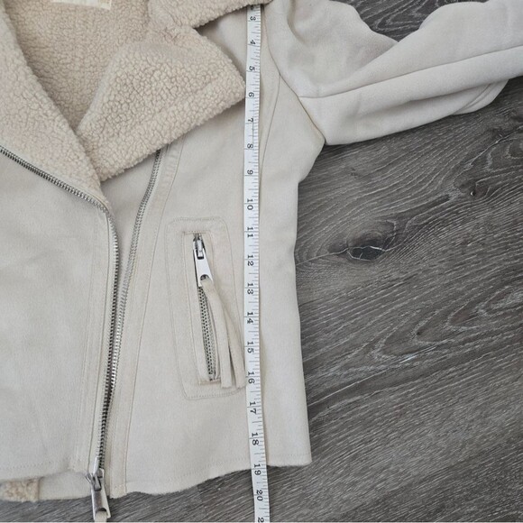 Altar'd State Beige Faux Suede Shearling Moto Jacket size small - Picture 12 of 14